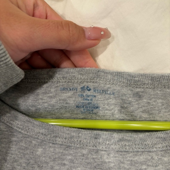 Brandy Melville gray crop top with wide neck and raw edge - Picture 2 of 3